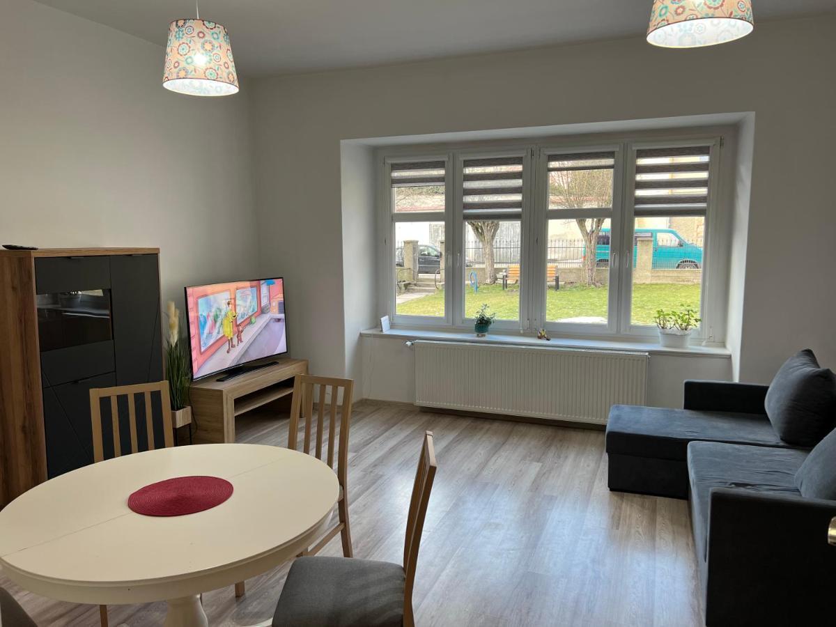 דירות זומבקוביצה שלאוסקי Apartament 3 Pokojowy Z Parkingiem מראה חיצוני תמונה